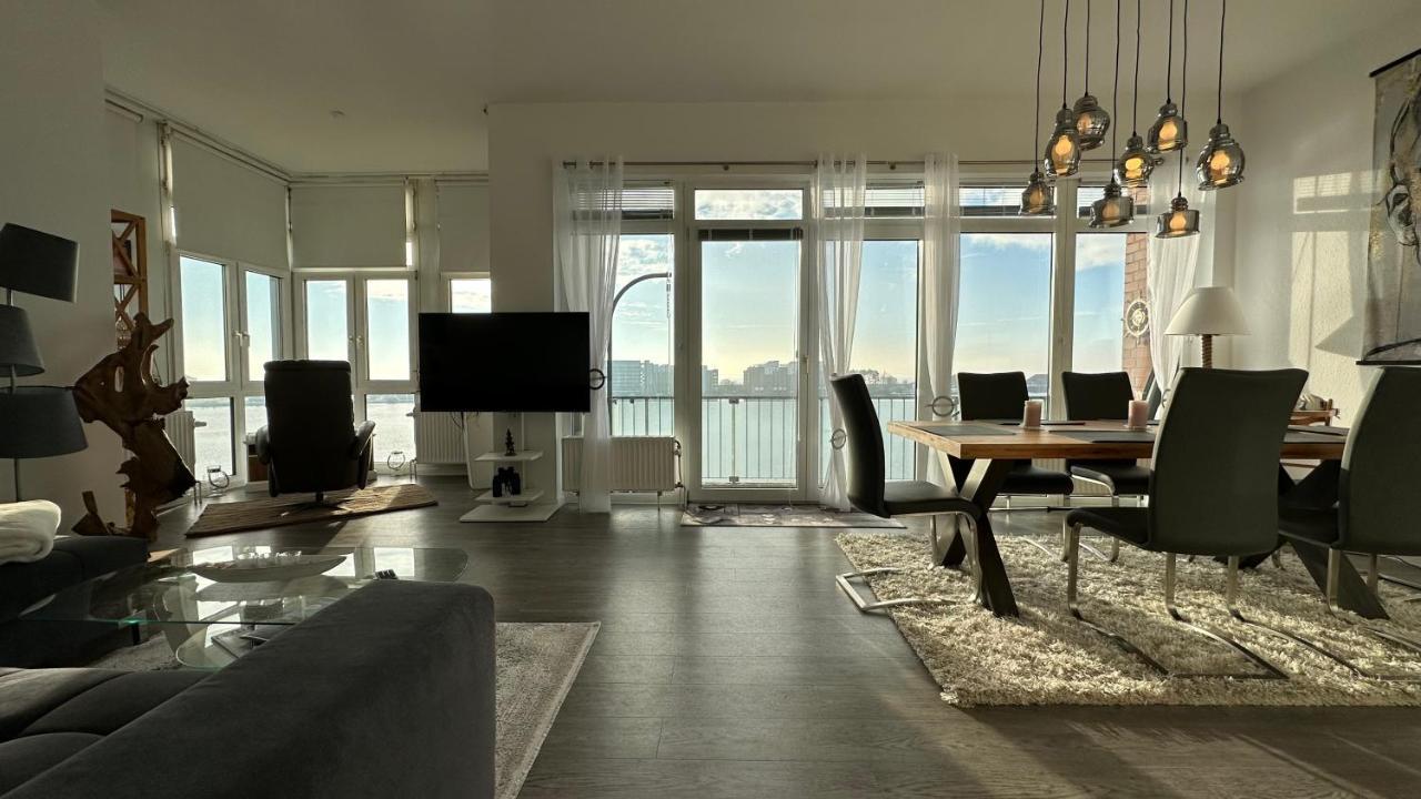 Ferienwohnung Mit Blick Aufs Meer In 빌헬름스하펜 외부 사진